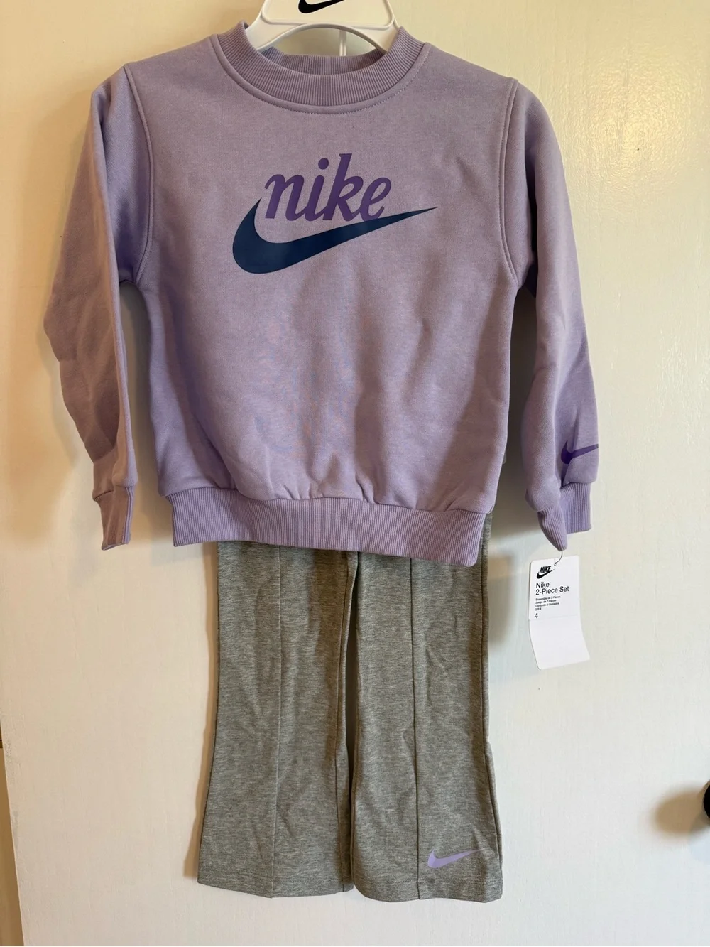 NWT Nike Girls 4T Bundle with 3 outfit sets